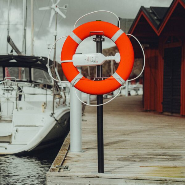 DSC02896 Pelastusrengas jalusta